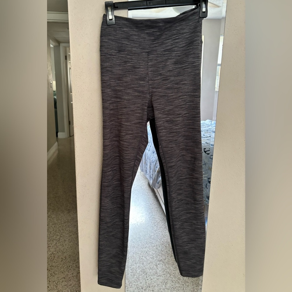 Outdoor Voices Freeform 7/8 Gray Legging - Small